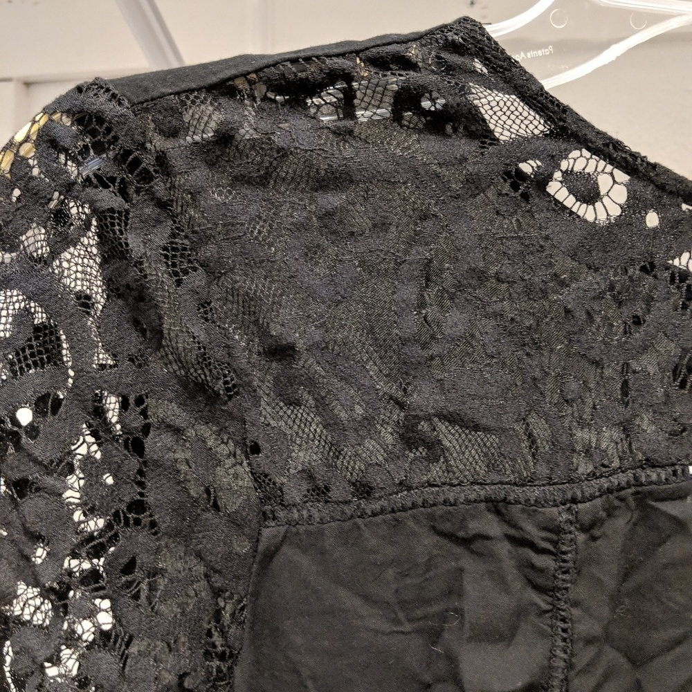 Lace Blouse - Picture 4 of 8